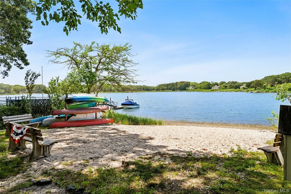 205 Pine Avenue Southold, NY 11971