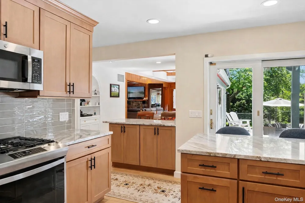 205 Pine Avenue Southold, NY 11971