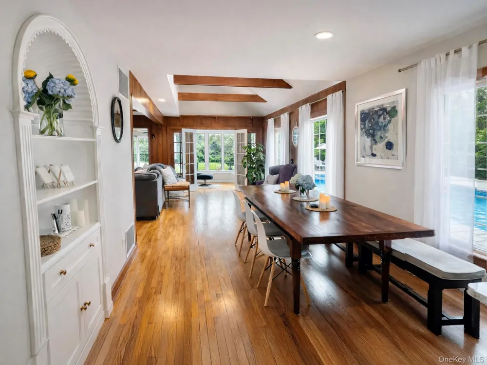 205 Pine Avenue Southold, NY 11971