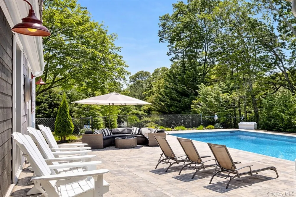 205 Pine Avenue Southold, NY 11971