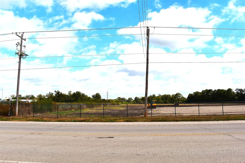 8911 Fm 524 Road Sweeny, TX 77480