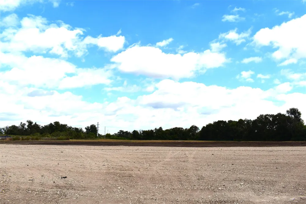 8911 Fm 524 Road Sweeny, TX 77480
