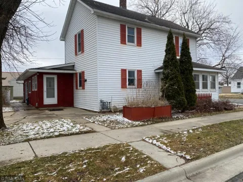 311 3rd Street