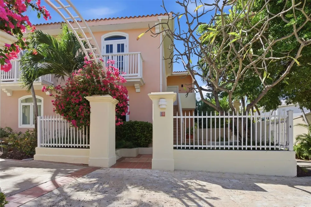 Las Casitas I 1000 AVENUE EL CONQUISTADOR #5241-42-43 Fajardo, PR 00738