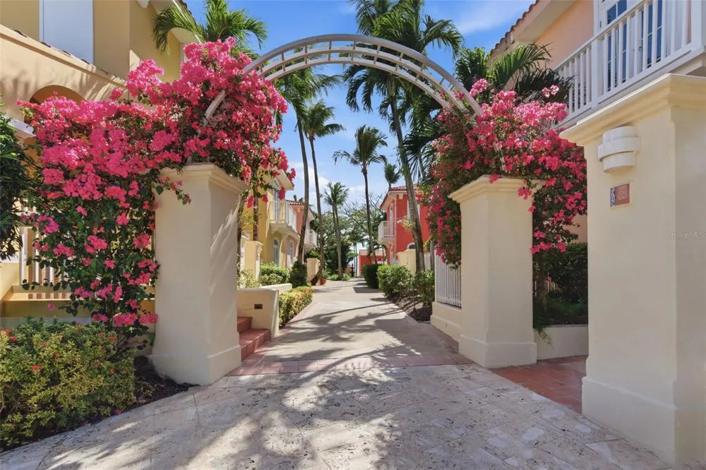 Las Casitas I 1000 AVENUE EL CONQUISTADOR #5241-42-43 Fajardo, PR 00738