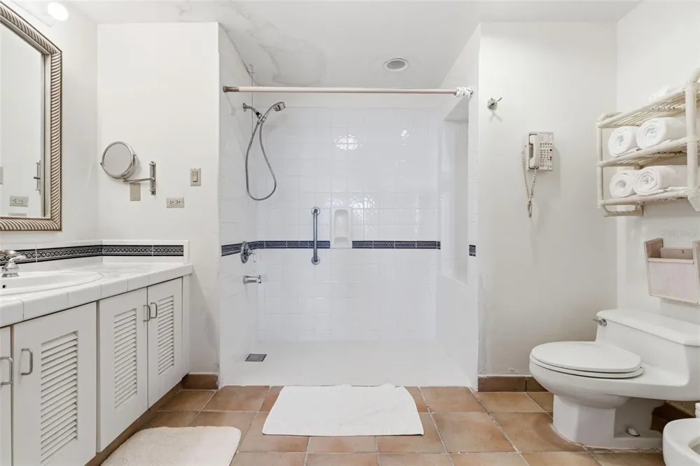 Las Casitas I 1000 AVENUE EL CONQUISTADOR #5113-14-15 Fajardo, PR 00738
