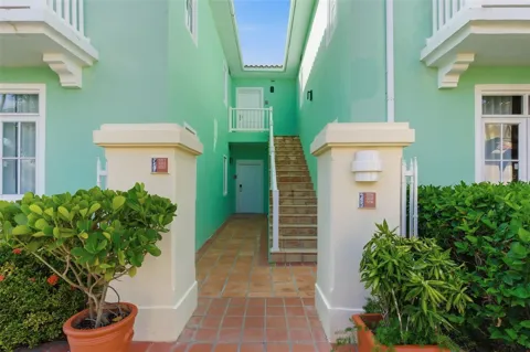 Las Casitas I 1000 AVENUE EL CONQUISTADOR #5214-15-16