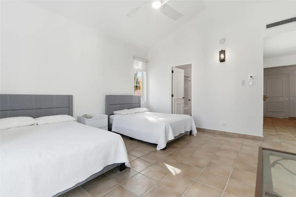 Las Casitas I 1000 AVENUE EL CONQUISTADOR #5214-15-16 Fajardo, PR 00738