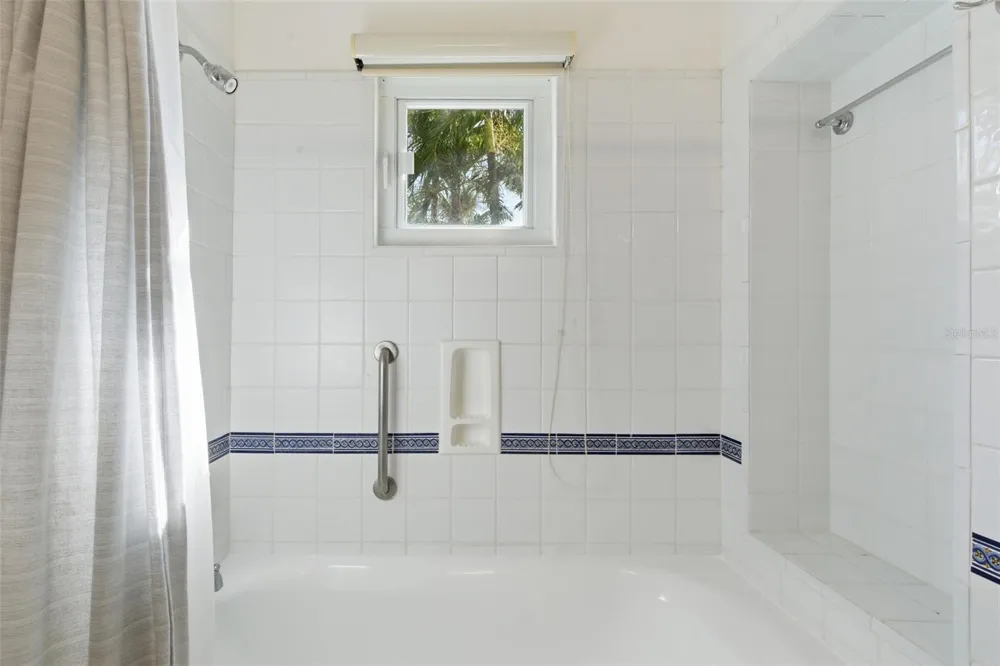Las Casitas I 1000 AVENUE EL CONQUISTADOR #5214-15-16 Fajardo, PR 00738