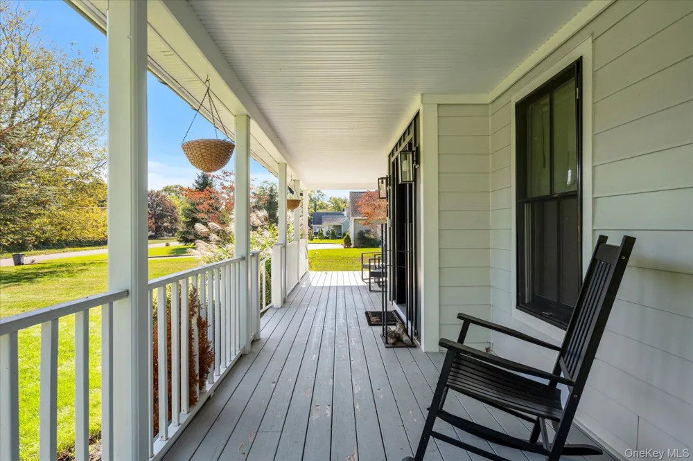 805 Kayleighs Court East Marion, NY 11939