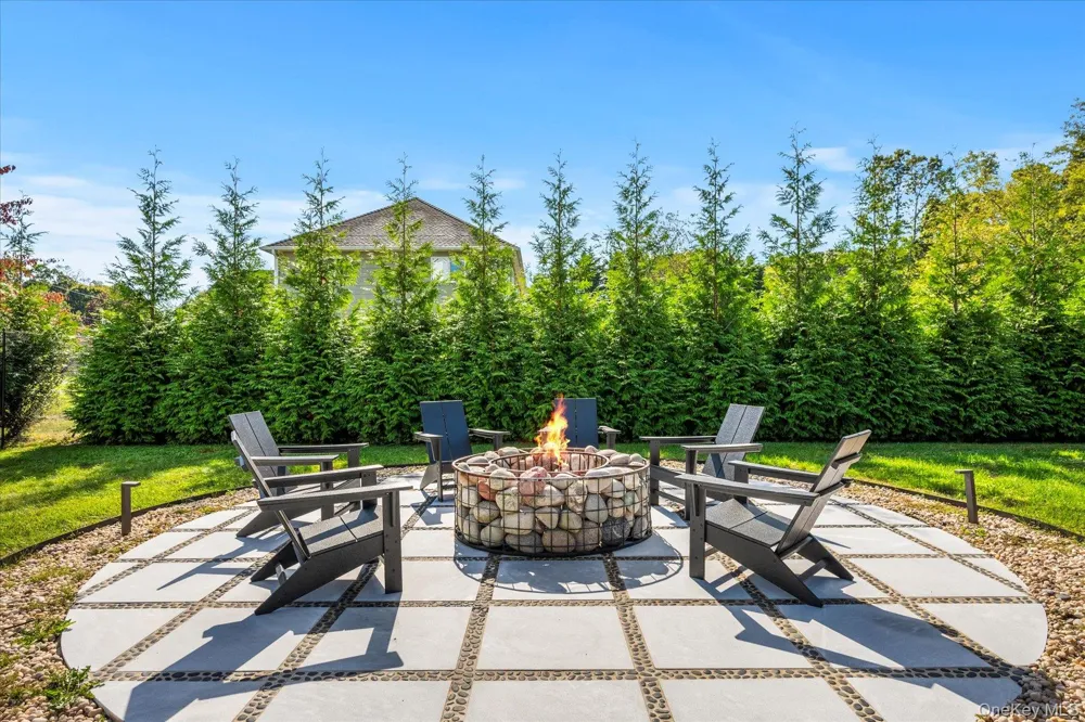 805 Kayleighs Court East Marion, NY 11939