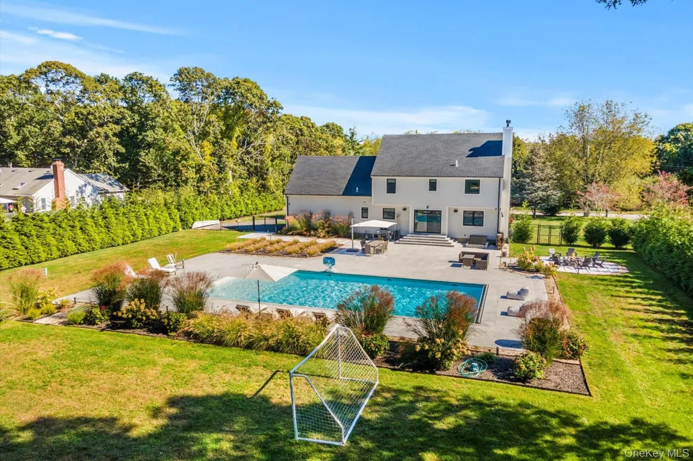 805 Kayleighs Court East Marion, NY 11939