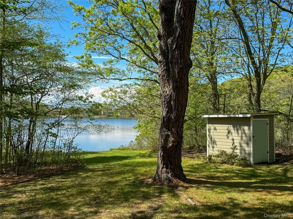 8515 Soundview Avenue Southold, NY 11971
