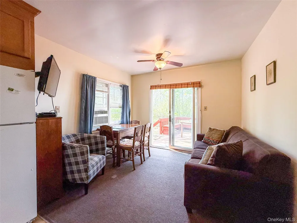 8515 Soundview Avenue Southold, NY 11971