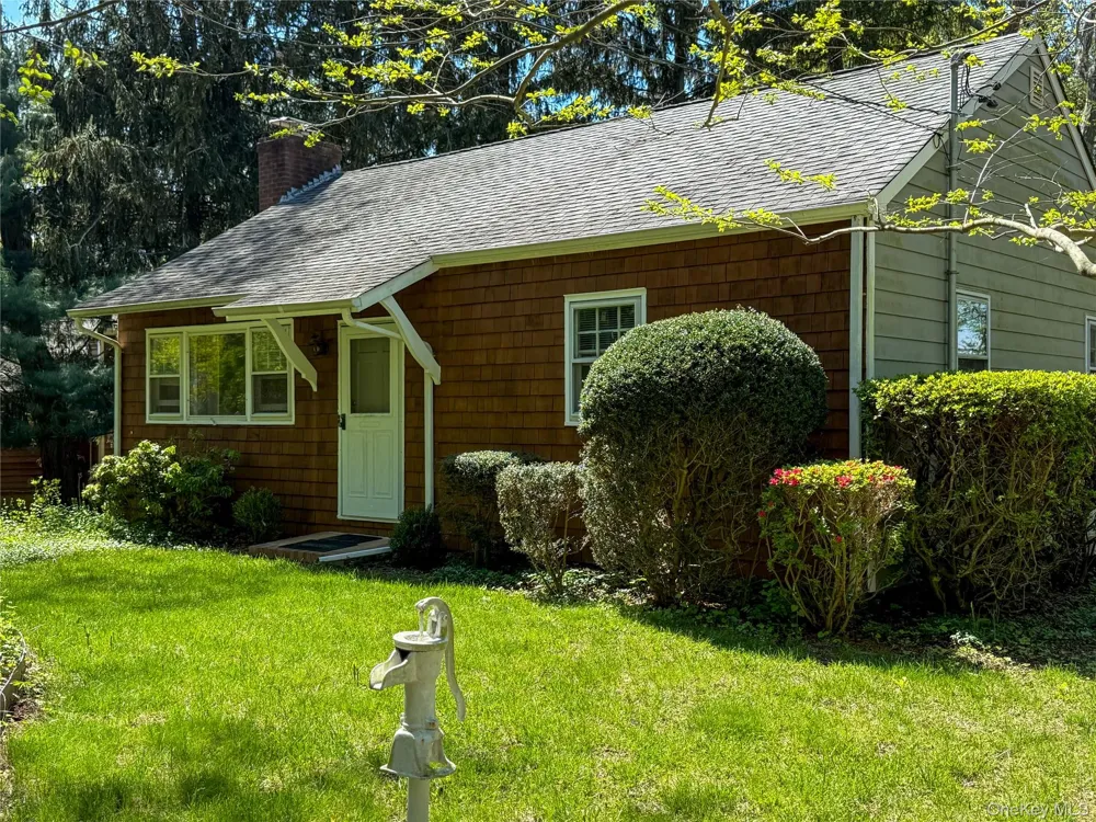 8415 Soundview Avenue Southold, NY 11971