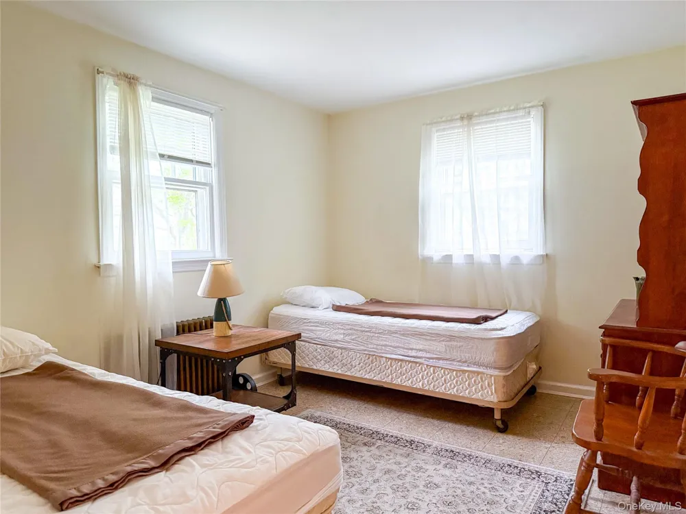 8415 Soundview Avenue Southold, NY 11971