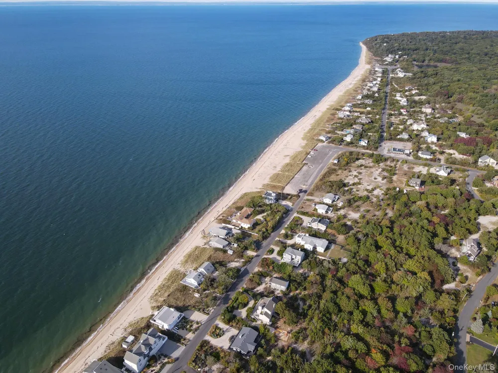 8415 Soundview Avenue Southold, NY 11971