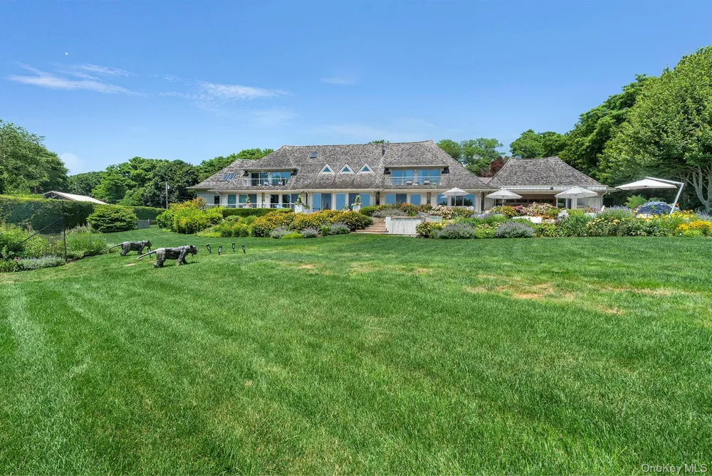 316 Deerfield Road Water Mill, NY 11976