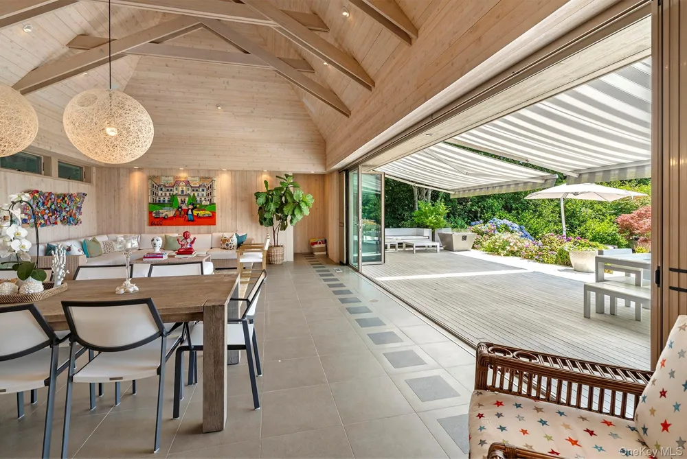 316 Deerfield Road Water Mill, NY 11976