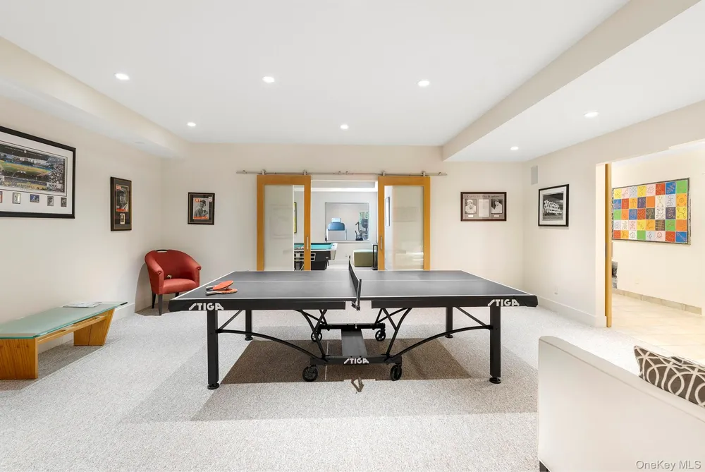 316 Deerfield Road Water Mill, NY 11976