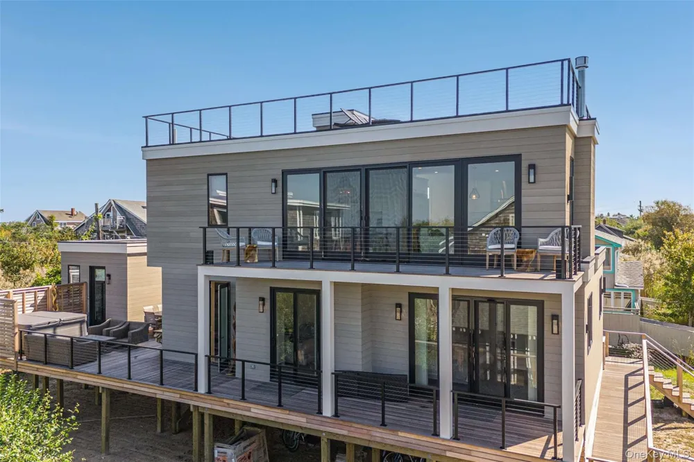 4 Atlantic Avenue Seaview, NY 11770