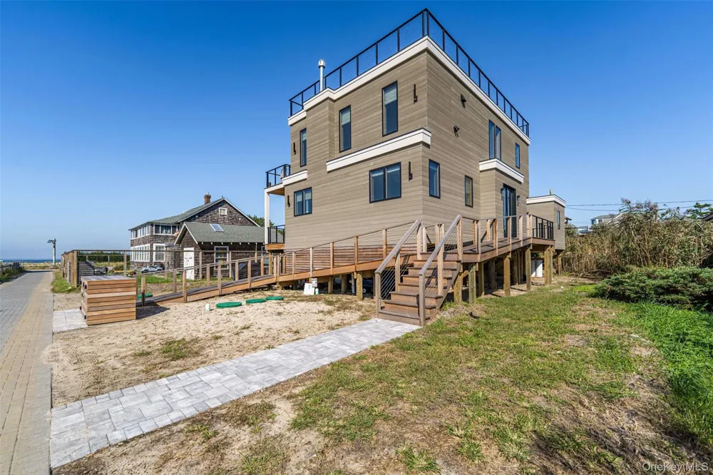 4 Atlantic Avenue Seaview, NY 11770