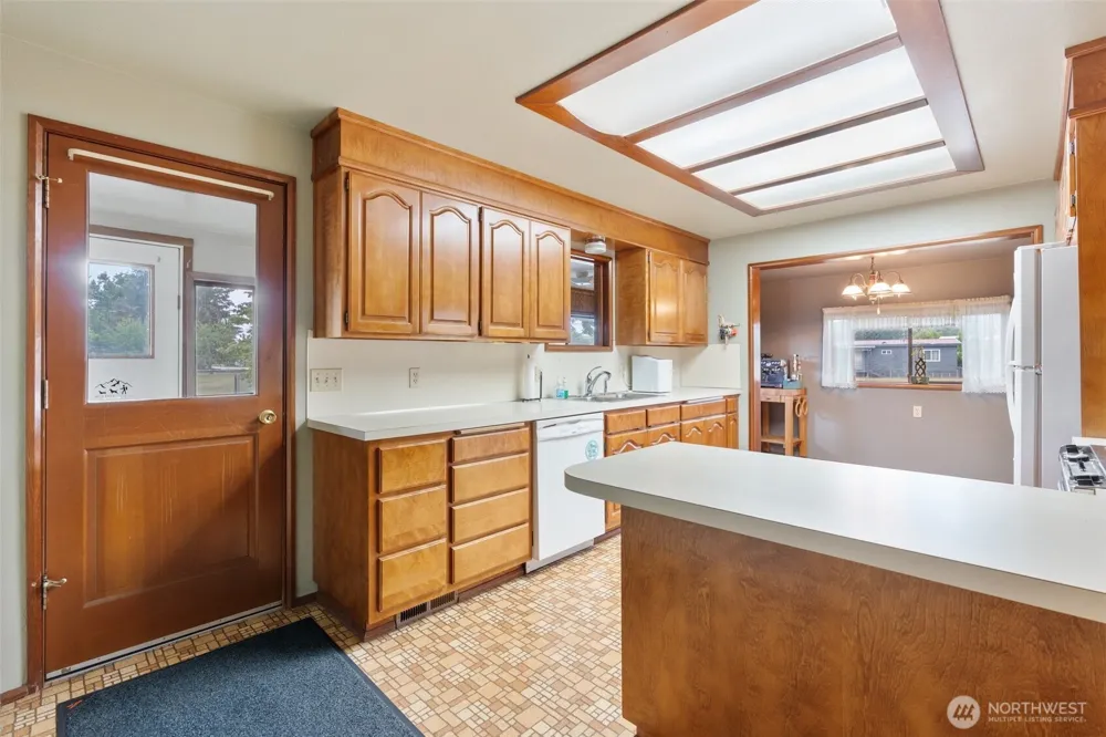 3507 Harrison Avenue Centralia, WA 98531