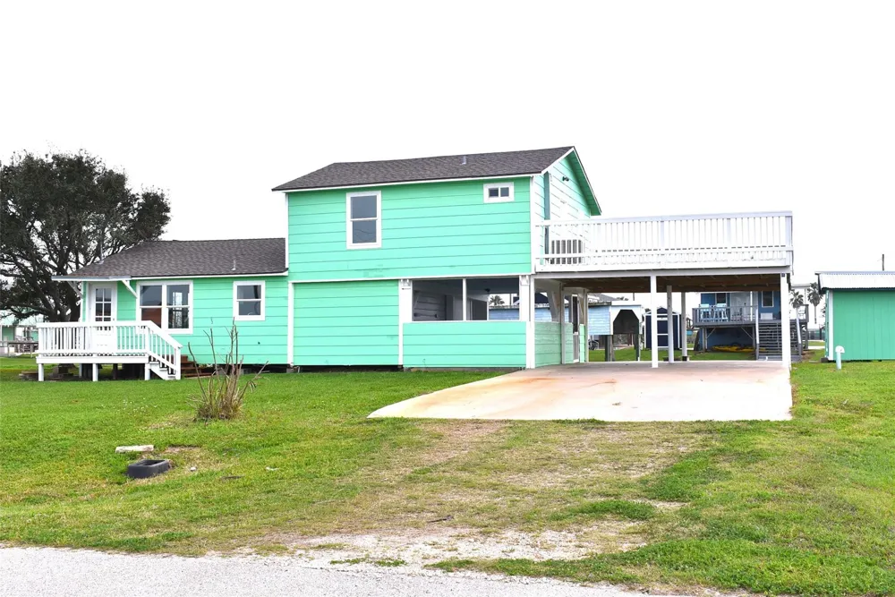 1769 County Road 201 Sargent, TX 77414