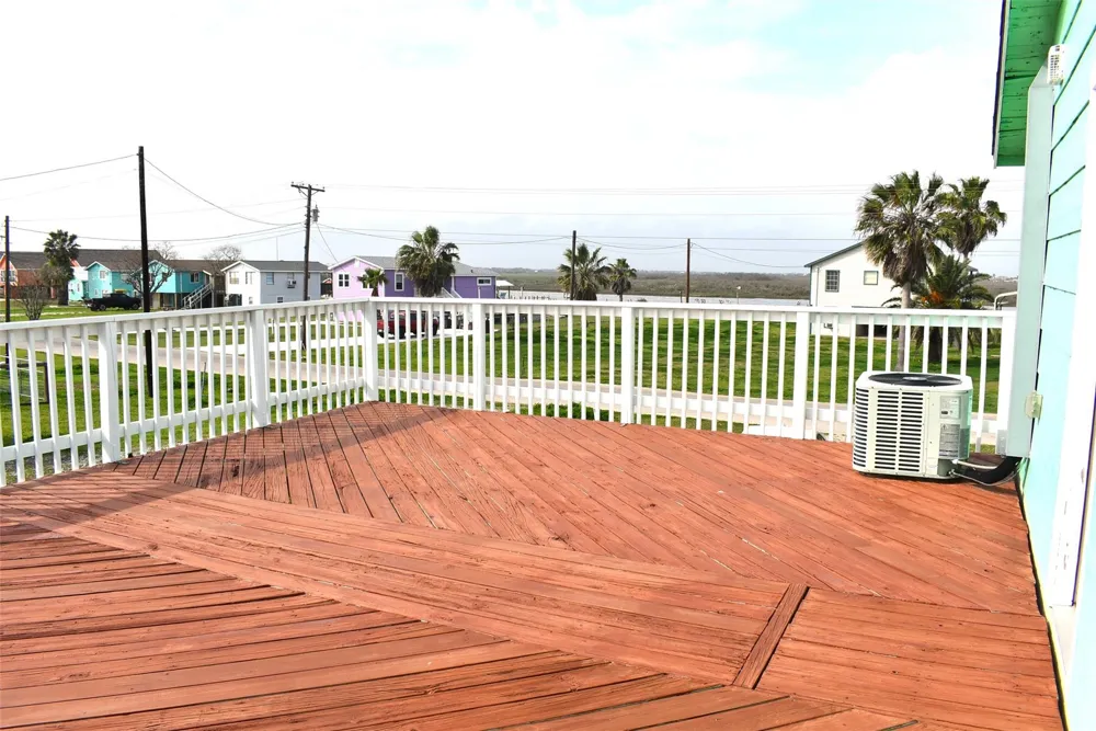 1769 County Road 201 Sargent, TX 77414