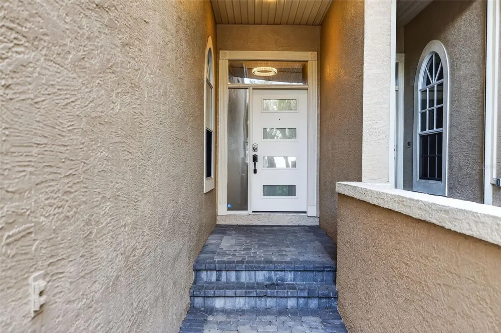 348 LARBOARD WAY Clearwater Beach, FL 33767