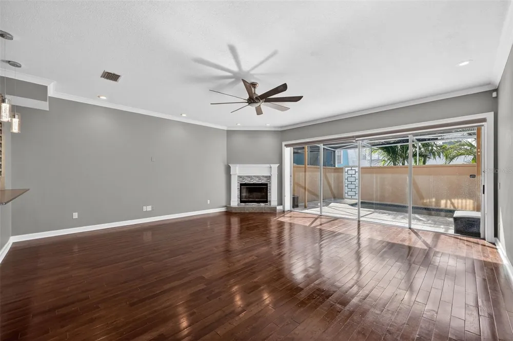 348 LARBOARD WAY Clearwater Beach, FL 33767
