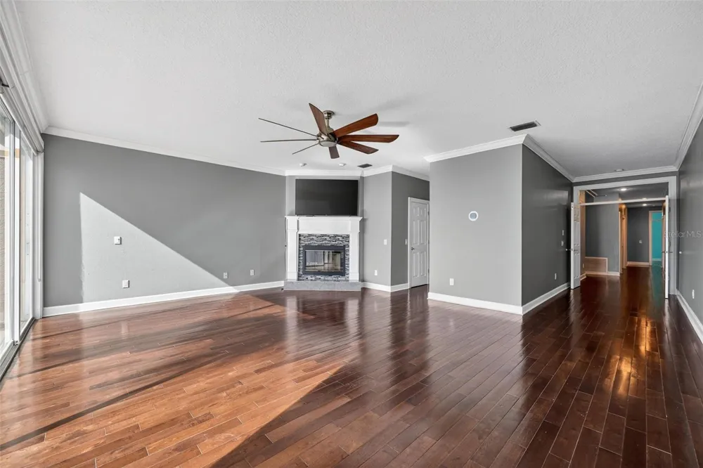 348 LARBOARD WAY Clearwater Beach, FL 33767