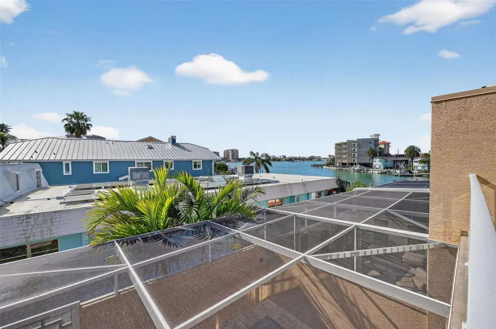348 LARBOARD WAY Clearwater Beach, FL 33767