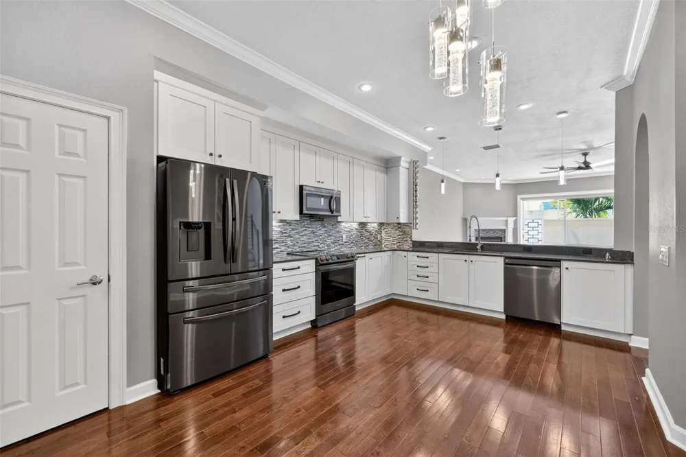 348 LARBOARD WAY Clearwater Beach, FL 33767