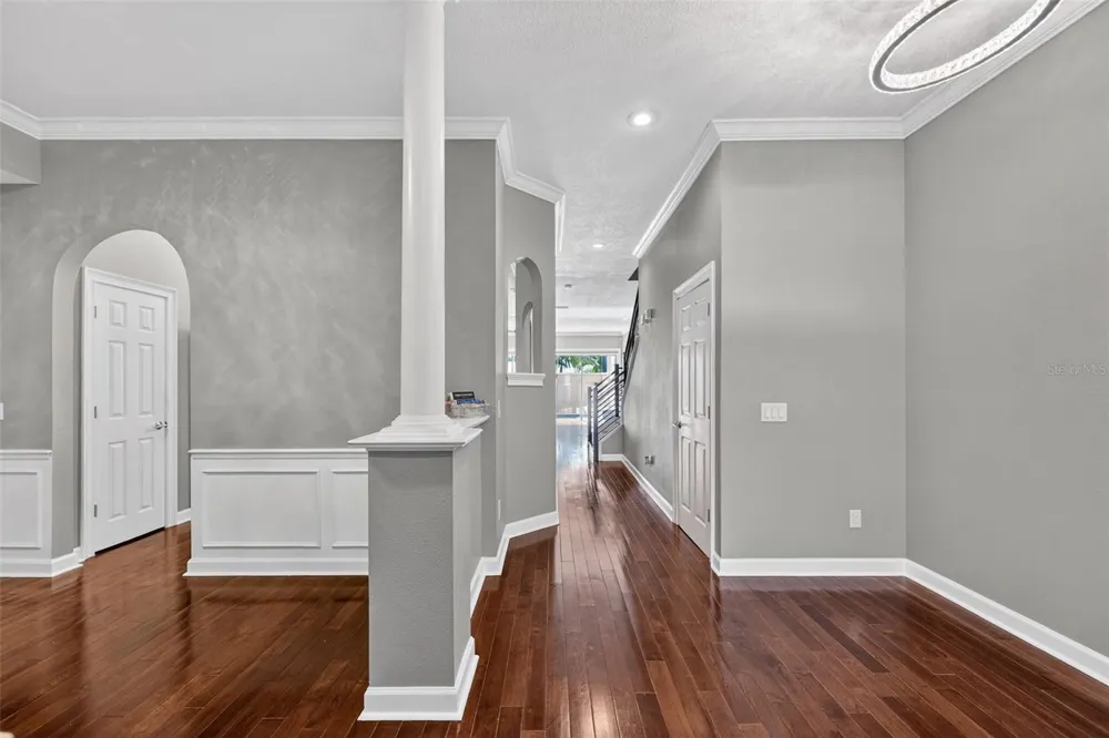 348 LARBOARD WAY Clearwater Beach, FL 33767