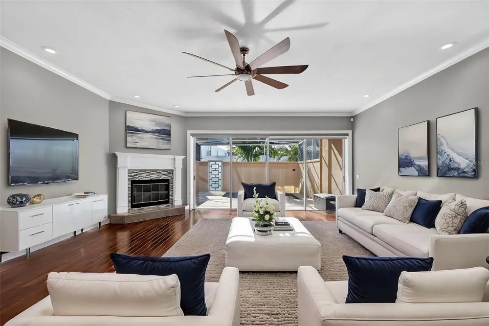 348 LARBOARD WAY Clearwater Beach, FL 33767