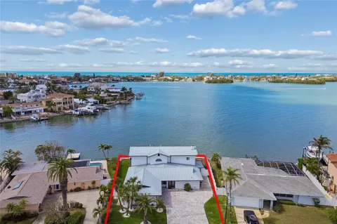 478 HARBOR DRIVE