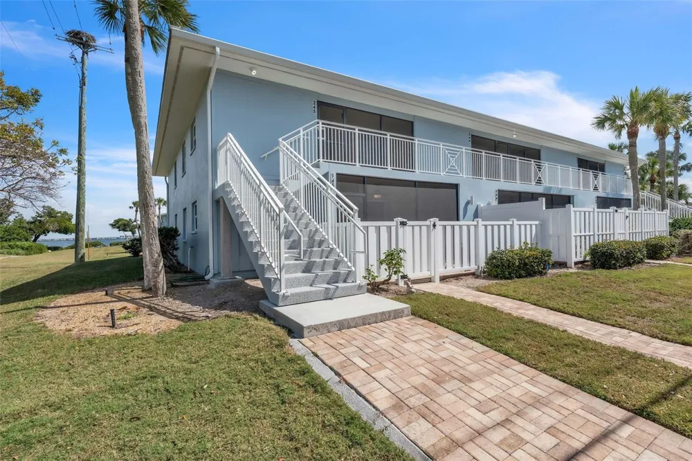 600 MANATEE AVENUE #145 Holmes Beach, FL 34217