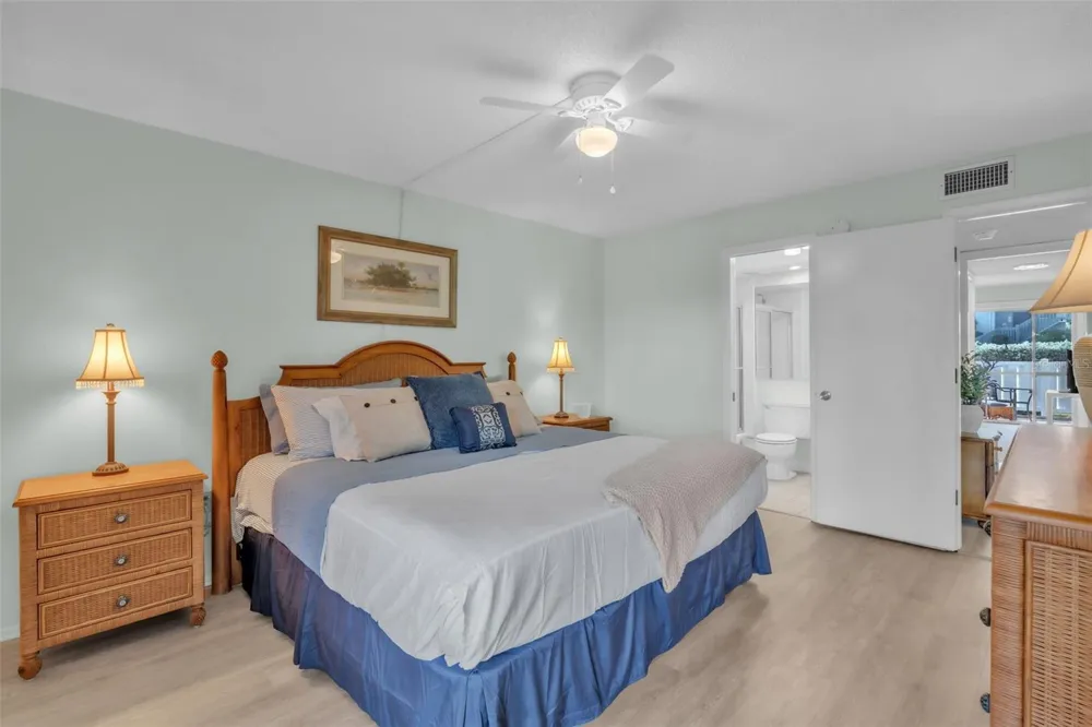 600 MANATEE AVENUE #145 Holmes Beach, FL 34217