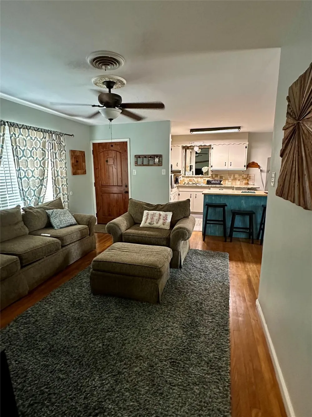 23883 Us Hwy 83 N Concan, TX 78801