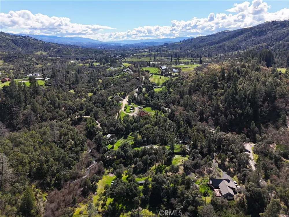 14605 Tomki Rd Redwood Valley, CA 95470