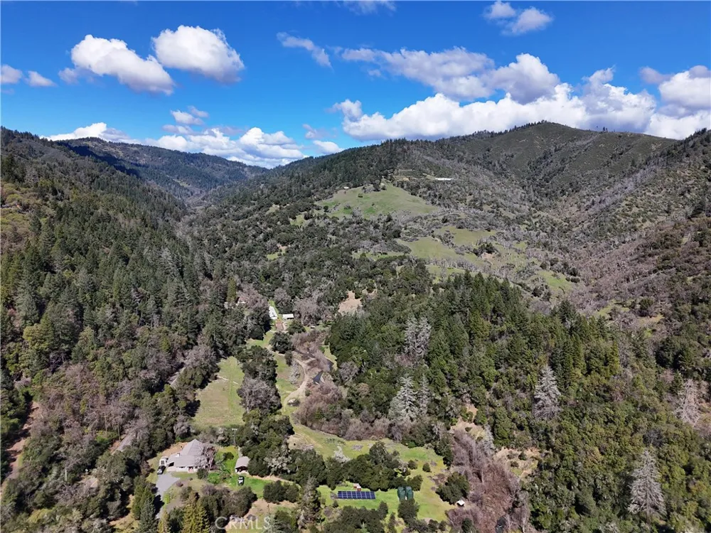 14605 Tomki Rd Redwood Valley, CA 95470