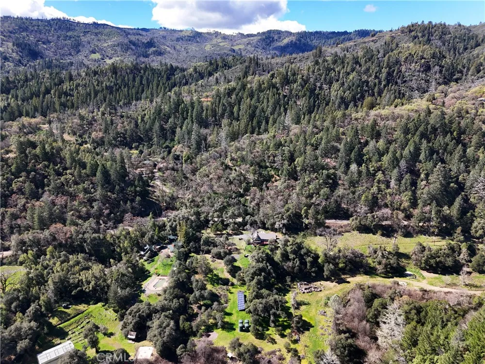 14605 Tomki Rd Redwood Valley, CA 95470