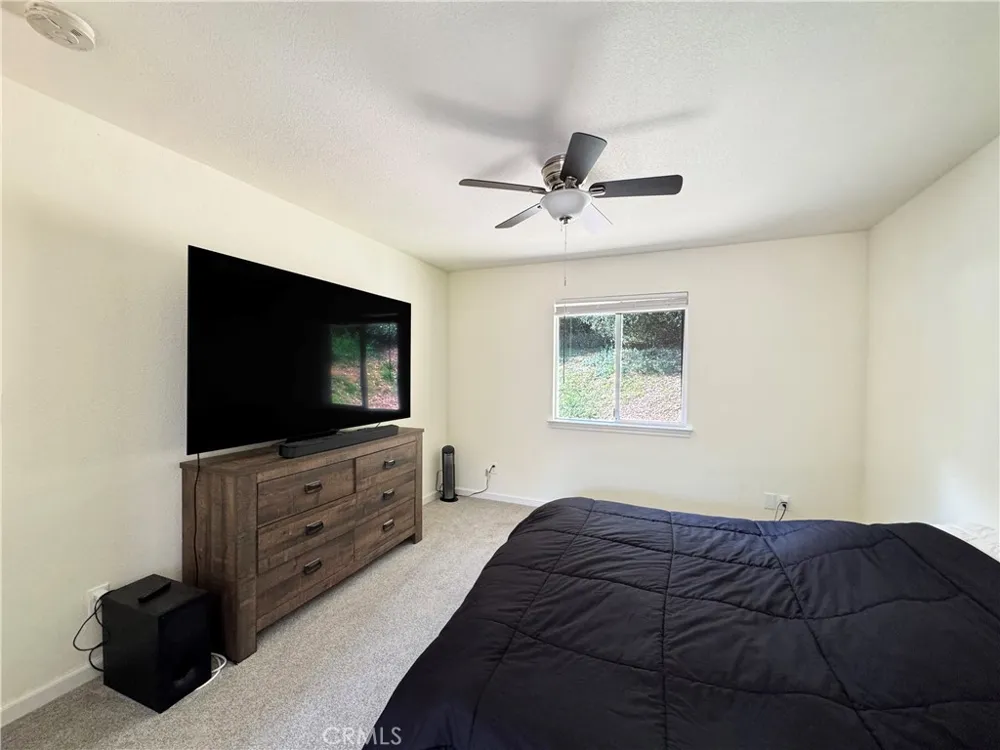 14605 Tomki Rd Redwood Valley, CA 95470