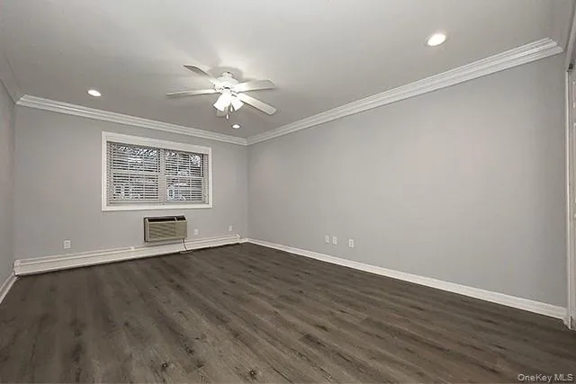 30 Westgate Drive #HD13 Bohemia, NY 11716