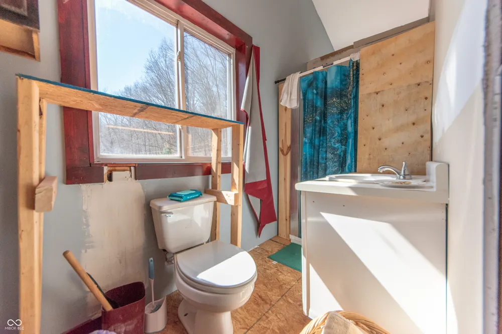 2854 Shepherd Road Nashville, IN 47448