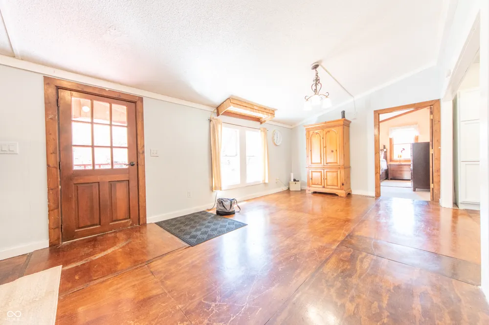 2854 Shepherd Road Nashville, IN 47448