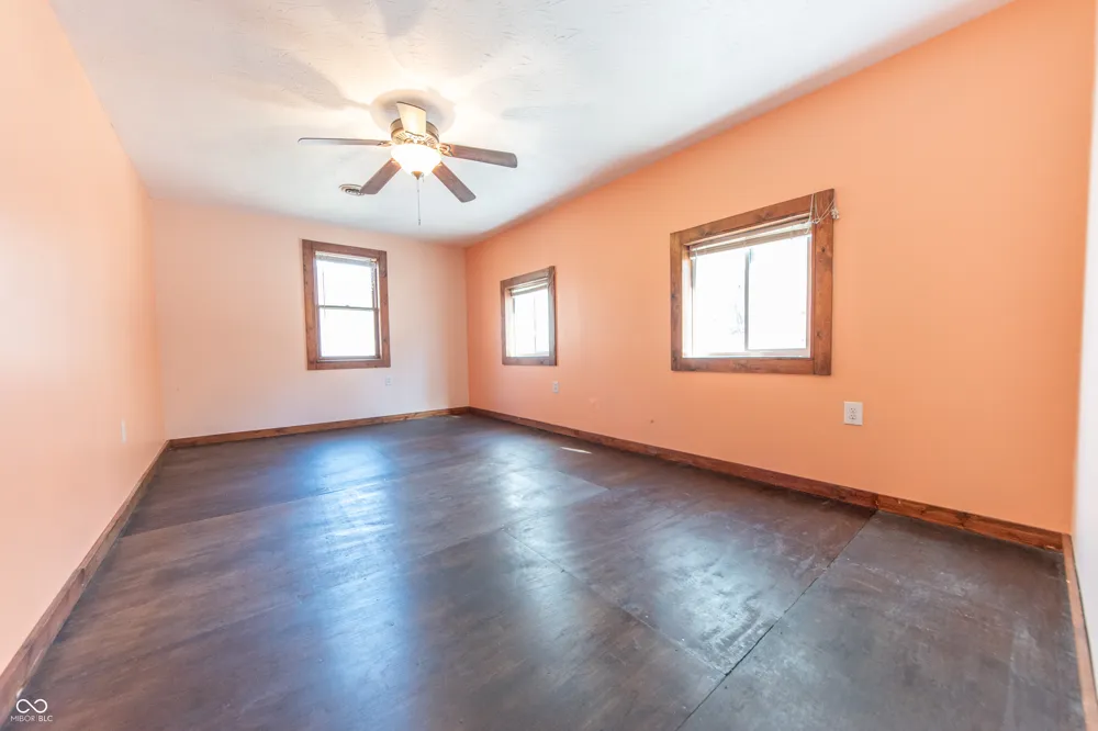 2854 Shepherd Road Nashville, IN 47448