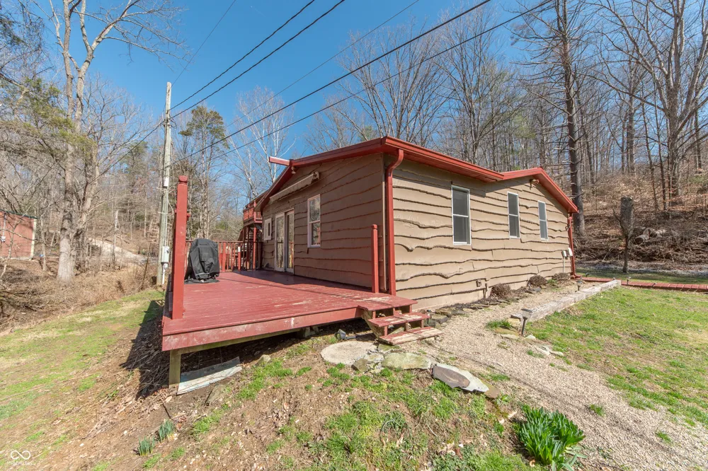 2854 Shepherd Road Nashville, IN 47448