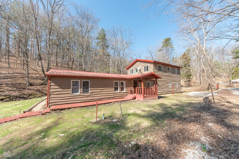 2854 Shepherd Road Nashville, IN 47448